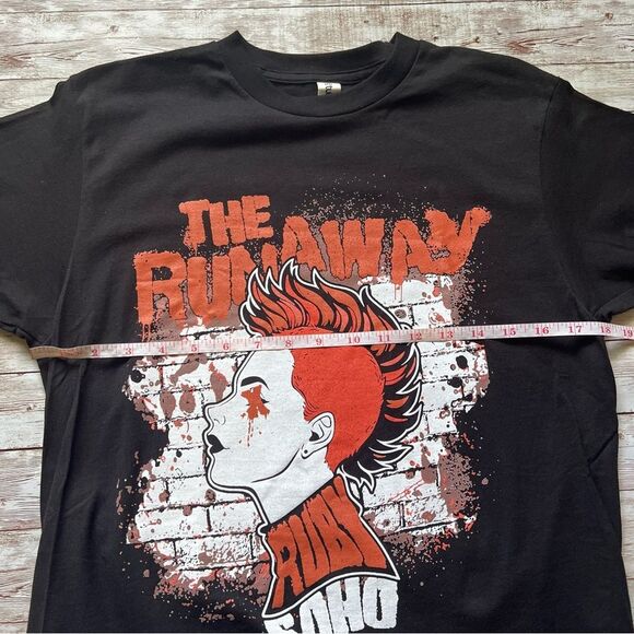 Ruby Soho Pro Wrestling Tees The Runaway Graphic Tee Black Size M - Picture 5 of 7